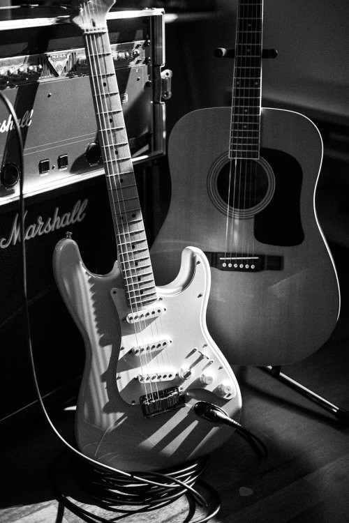 ギターの壁紙 ギター 楽器 撥弦楽器 エレキギター ベースギター アコースティックギター 弦楽器アクセサリー Wallpaperkiss