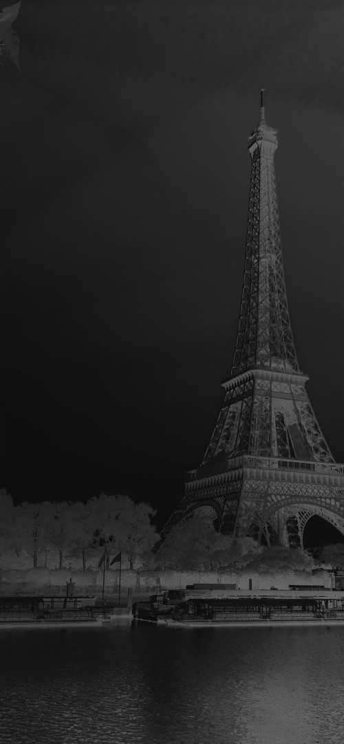 エッフェル塔の壁紙 タワー 黒と白 空 モノクロ写真 モノクローム 尖塔 建築 写真撮影 Wallpaperkiss