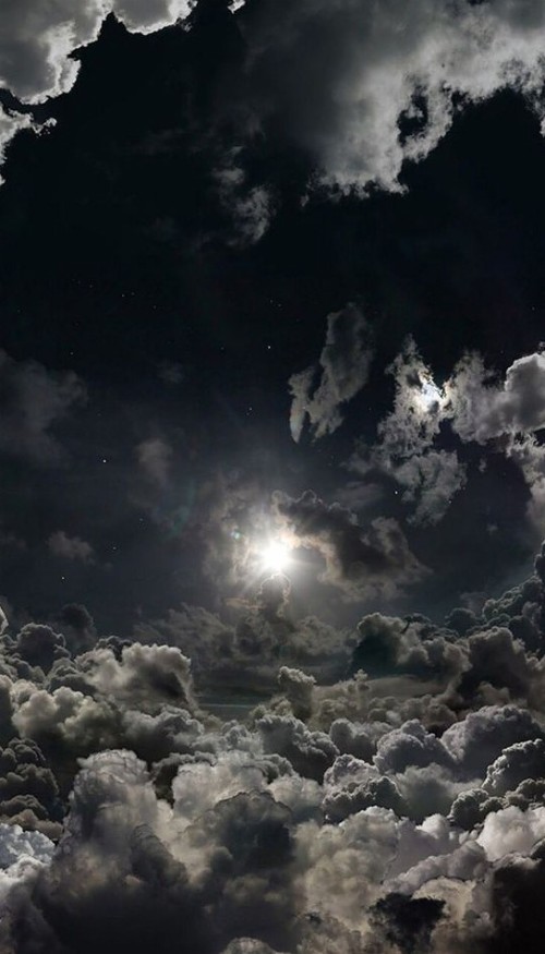 暗い雲の壁紙 空 雲 雰囲気 昼間 積雲 イブニング 地平線 夕暮れ 水 Wallpaperkiss