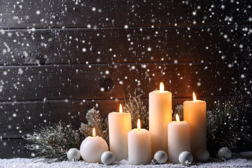 キャンドルの壁紙 キャンドル 点灯 クリスマス イブ 冬 インテリア デザイン 静物写真 Wallpaperkiss