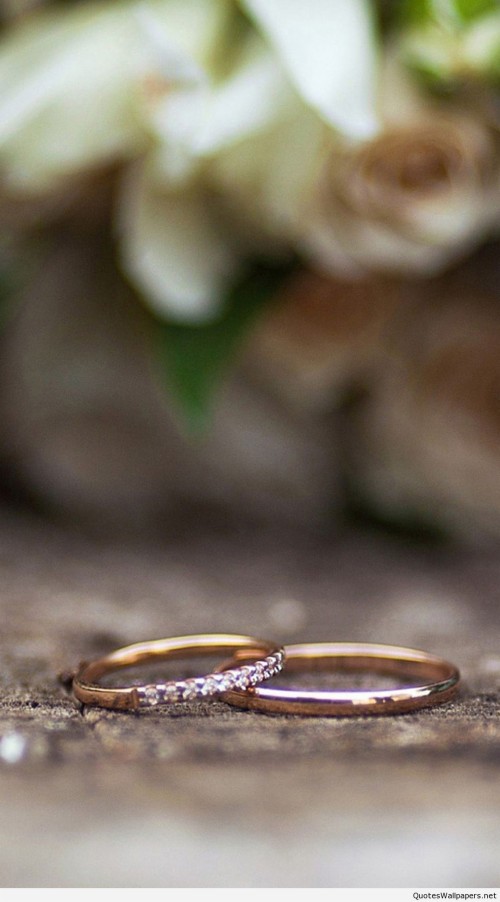 モバイル用の美しい壁紙 結婚指輪 リング 結婚式用品 閉じる マクロ撮影 婚約指輪 金属 銀 Wallpaperkiss