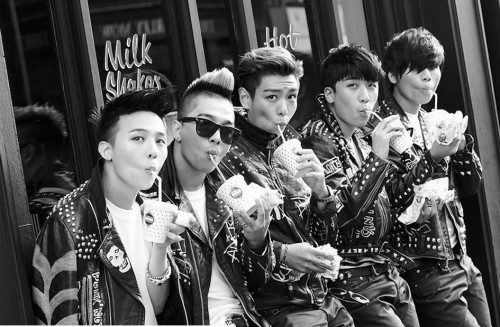 Bigbang Wallpaper Monochrome Event Photography Woodwind Instrument Black And White Music Style Wallpaperkiss