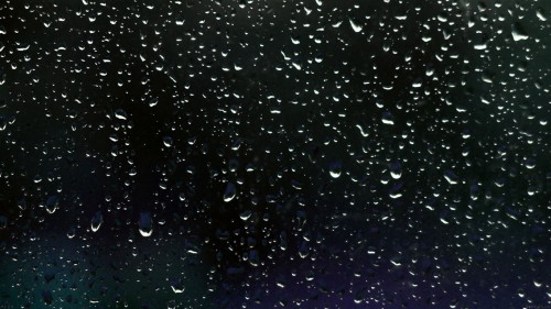 ノートパソコンのwindows 10の壁紙 黒 水 空 雰囲気 雨 スペース 霧雨 落とす 真夜中 Wallpaperkiss