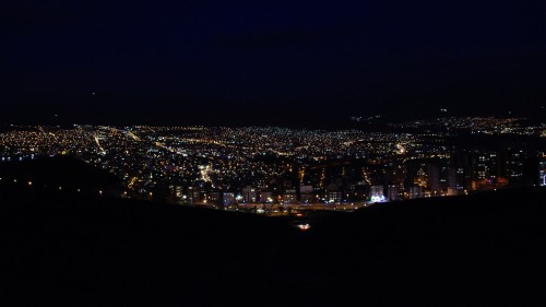 夜の街の壁紙のhd 夜 空 首都圏 市 都市の景観 光 市街地 闇 Wallpaperkiss