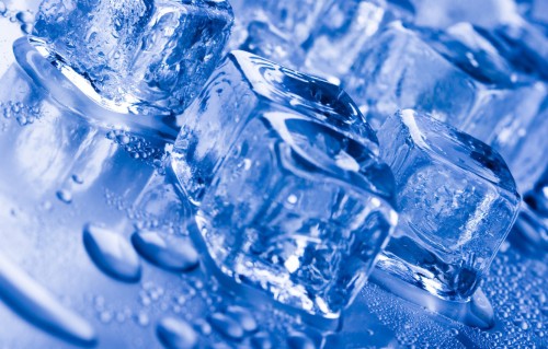 アイスキューブ壁紙 青い 水 アイスキューブ コバルトブルー 透明素材 閉じる 氷 凍結 結晶 マクロ撮影 Wallpaperkiss