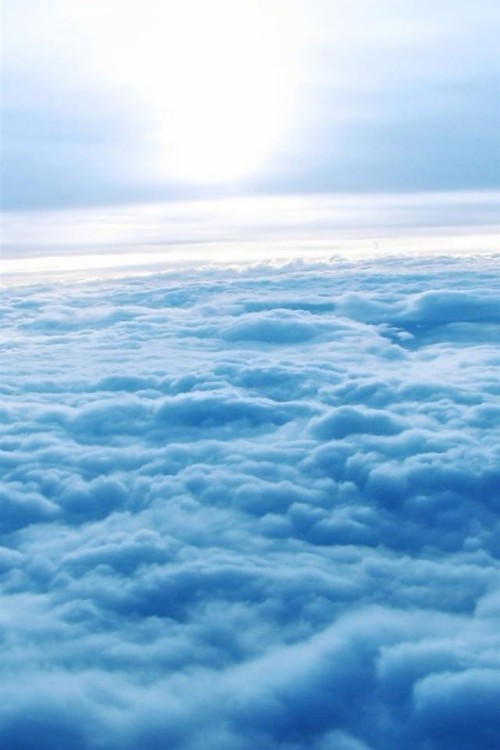 雲iphone壁紙 空 青い 雰囲気 昼間 地平線 海洋 海 水 雲 穏やかな Wallpaperkiss