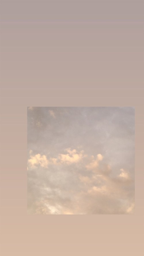 美的iphone壁紙 空 昼間 雲 点灯 雰囲気 ベージュ 積雲 Wallpaperkiss