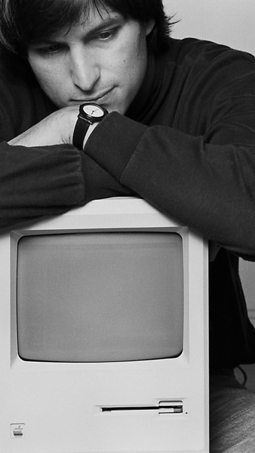 スティーブジョブズ壁紙 製品 技術 黒と白 テレビセット 写真撮影 画面 テレビ 座っている メディア Wallpaperkiss