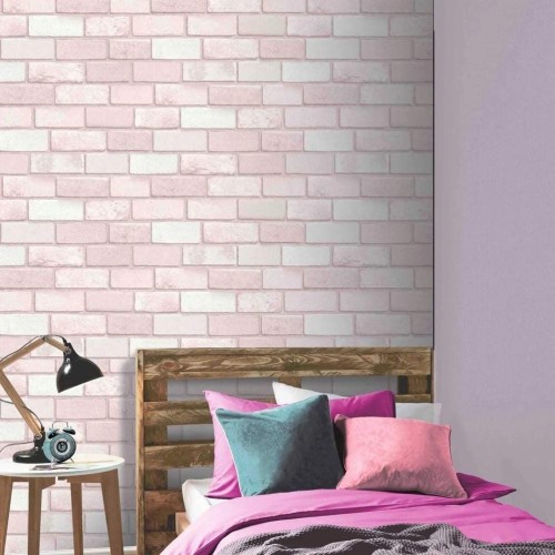 ピンクのレンガの壁紙 ピンク 壁 ルーム 家具 壁紙 インテリア デザイン れんが 寝室 ベッドシーツ クッション Wallpaperkiss