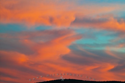 夕焼け雲の壁紙 空 反射 地平線 自然 水 自然の風景 雲 日没 日の出 海 Wallpaperkiss
