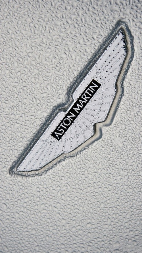 アストンマーティンのロゴの壁紙 刃 ナイフ スポーツウェア Wallpaperkiss