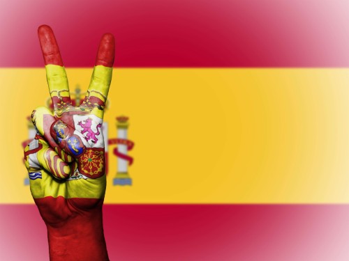 スペインの旗の壁紙 国旗 黄 空 バナー 風 Wallpaperkiss