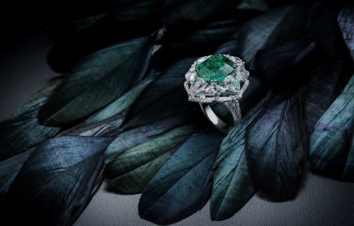 エメラルドの壁紙 緑 リング 宝石用原石 エメラルド 葉 婚約指輪 ダイヤモンド ボディジュエリー Wallpaperkiss