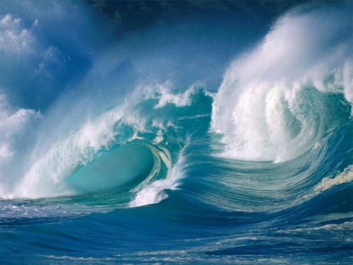 クールなビーチの壁紙 空 水域 自然 海 波 海洋 青い 水 地平線 海岸 Wallpaperkiss