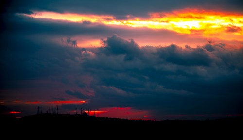 夕焼け雲の壁紙 空 雲 雰囲気 地平線 スペース 天体 日没 穏やかな イブニング 積雲 Wallpaperkiss